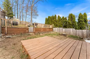 465 Buchanan St, Pawtucket, RI 02860 - Photo 20