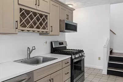 52 Blake Street, Warwick, RI 02889 - Photo 8