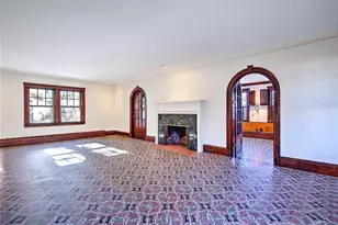 39 Harwich Rd, Providence, RI 02906 - Photo 8