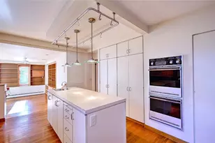 39 Harwich Rd, Providence, RI 02906 - Photo 16