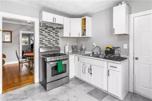 18 Berkley St, Providence, RI 02908 - Photo 18