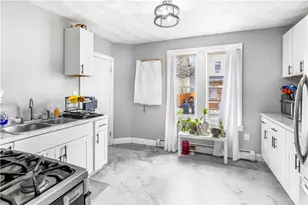 18 Berkley St, Providence, RI 02908 - Photo 20