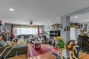 72 Hilltop Dr, North Providence, RI 02904 - Photo 36