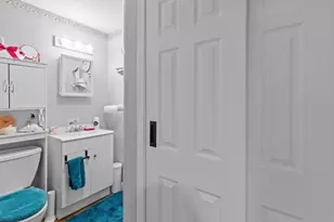 72 Hilltop Dr, North Providence, RI 02904 - Photo 22