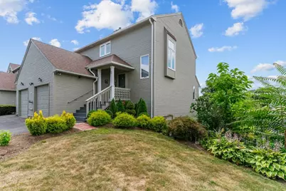 72 Hilltop Drive #F, North Providence, RI 02904 - Photo 2