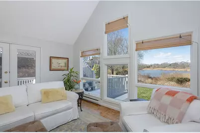 8 Key Court, Newport, RI 02840 - Photo 6