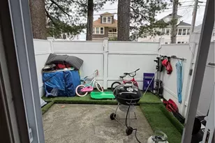 29 Matson Ave, Providence, RI 02909 - Photo 4