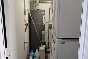 29 Matson Ave, Providence, RI 02909 - Photo 18