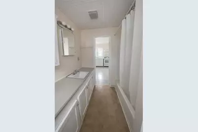 866 Weeden Street #Rear, Pawtucket, RI 02860 - Photo 6