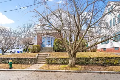 38 Trinity Parkway, Providence, RI 02908 - Photo 2