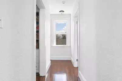 38 Trinity Parkway, Providence, RI 02908 - Photo 22