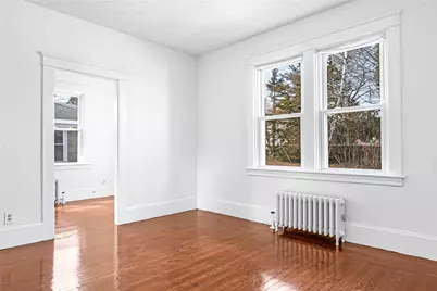 38 Trinity Parkway, Providence, RI 02908 - Photo 10