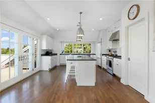 21 Ocean Heights Rd, Newport, RI 02840 - Photo 8