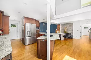 581 Middle Rd, Portsmouth, RI 02871 - Photo 24