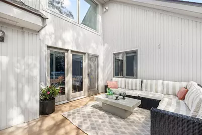 581 Middle Road, Portsmouth, RI 02871 - Photo 46