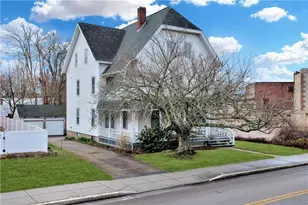 7 Dixon St, Westerly, RI 02891 - Photo 2