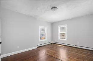 92 Spring St, Lincoln, RI 02838 - Photo 8