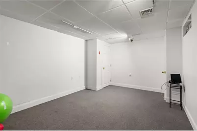 109 Hawksley Avenue, Warwick, RI 02889 - Photo 16