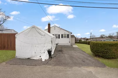 20 Cleveland Street, West Warwick, RI 02893 - Photo 32