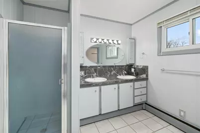 20 Cleveland Street, West Warwick, RI 02893 - Photo 8