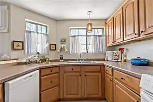 18 Pond Ct, North Providence, RI 02904 - Photo 10