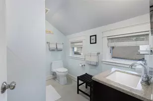 230 Marlborough St, East Greenwich, RI 02818 - Photo 32