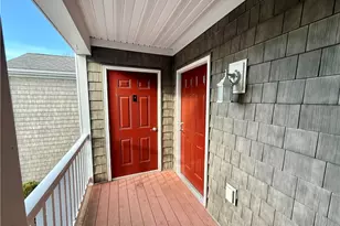 70 Turner St, Warwick, RI 02886 - Photo 1