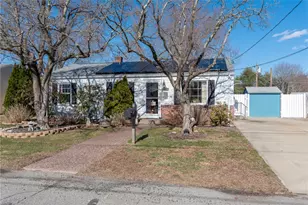 153 Grove St, Lincoln, RI 02865 - Photo 2