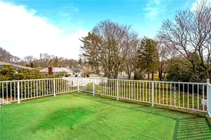 4 Meadowcrest Dr, Cumberland, RI 02864 - Photo 12