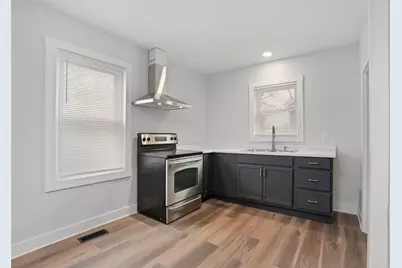 49 Oak Street, Cranston, RI 02910 - Photo 6