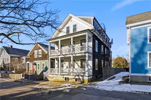 19 Walnut St, Newport, RI 02840 - Photo 1
