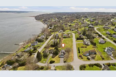 189 Lambie Circle, Portsmouth, RI 02871 - Photo 2