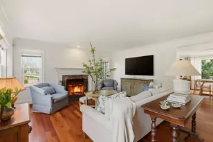 189 Lambie Cir, Portsmouth, RI 02871 - Photo 4