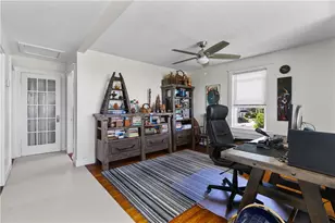 1042 Anthony Rd, Portsmouth, RI 02871 - Photo 6