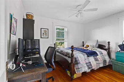 1042 Anthony Road, Portsmouth, RI 02871 - Photo 8