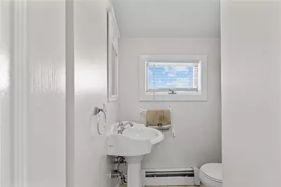 1042 Anthony Road, Portsmouth, RI 02871 - Photo 18