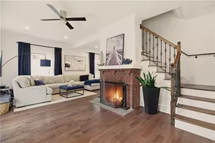 269 Bellman Ave, Warwick, RI 02889 - Photo 8