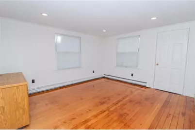 137 Kingstown Road, Narragansett, RI 02882 - Photo 2