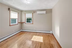 44 Village Ave, Cranston, RI 02920 - Photo 30