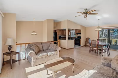 44 Village Avenue, Cranston, RI 02920 - Photo 18