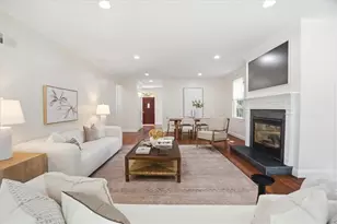 32 Mt Ave, Providence, RI 02906 - Photo 8