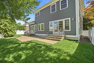 32 Mt Ave, Providence, RI 02906 - Photo 48