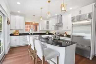 32 Mt Ave, Providence, RI 02906 - Photo 12