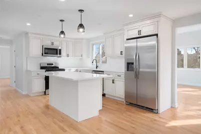 103 Gosset's Turn Drive, Middletown, RI 02842 - Photo 2