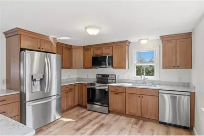 95 Sherman Avenue, South Kingstown, RI 02892 - Photo 2