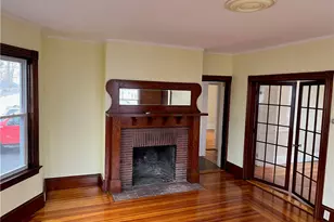121 Rutherglen Ave, Providence, RI 02907 - Photo 10