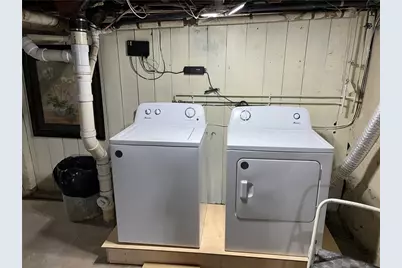 121 Rutherglen Avenue, Providence, RI 02907 - Photo 18