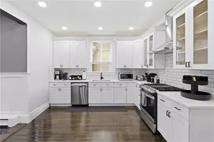 40 Sycamore St, Providence, RI 02909 - Photo 4