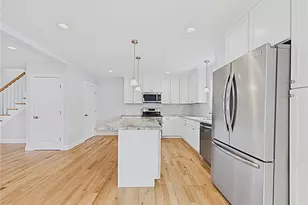 54 Vespia Ln, South Kingstown, RI 02879 - Photo 10