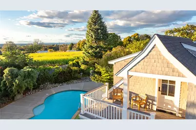 2040 East Main Road, Portsmouth, RI 02871 - Photo 6